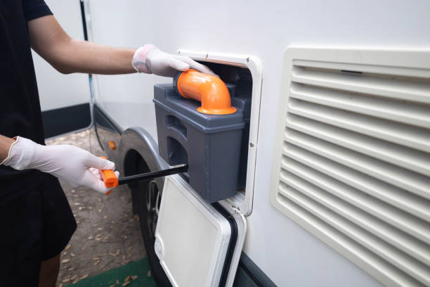 Best Portable bathroom rental  in Oak Grove, MS